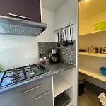 Hébergement de vacances Chez Roger - Climatise Avec Tv - 2 4 Personnes *
