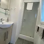 Chez Roger - Climatise Avec Tv - 2 4 Personnes