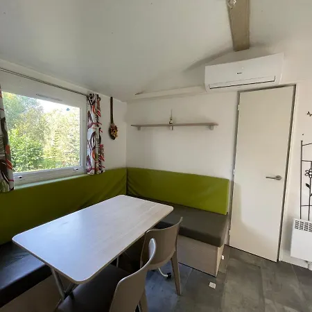 Chez Roger - Climatise Avec Tv - 2 4 Personnes Boofzheim